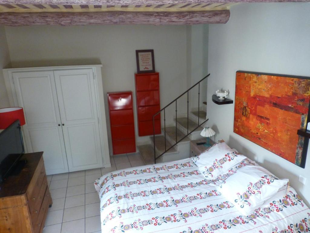 Hotel Le Vieux Bistrot Cabrières-dʼAvignon Zimmer foto